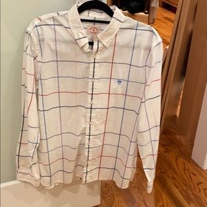 White plaid men’s shirt w/blue&red